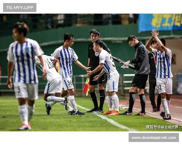 上海海港防线频现漏洞近十六战场均丢两球亟待改善防守体系 上海海港防线频现漏洞近十六战场均丢两球亟待改善防守体系